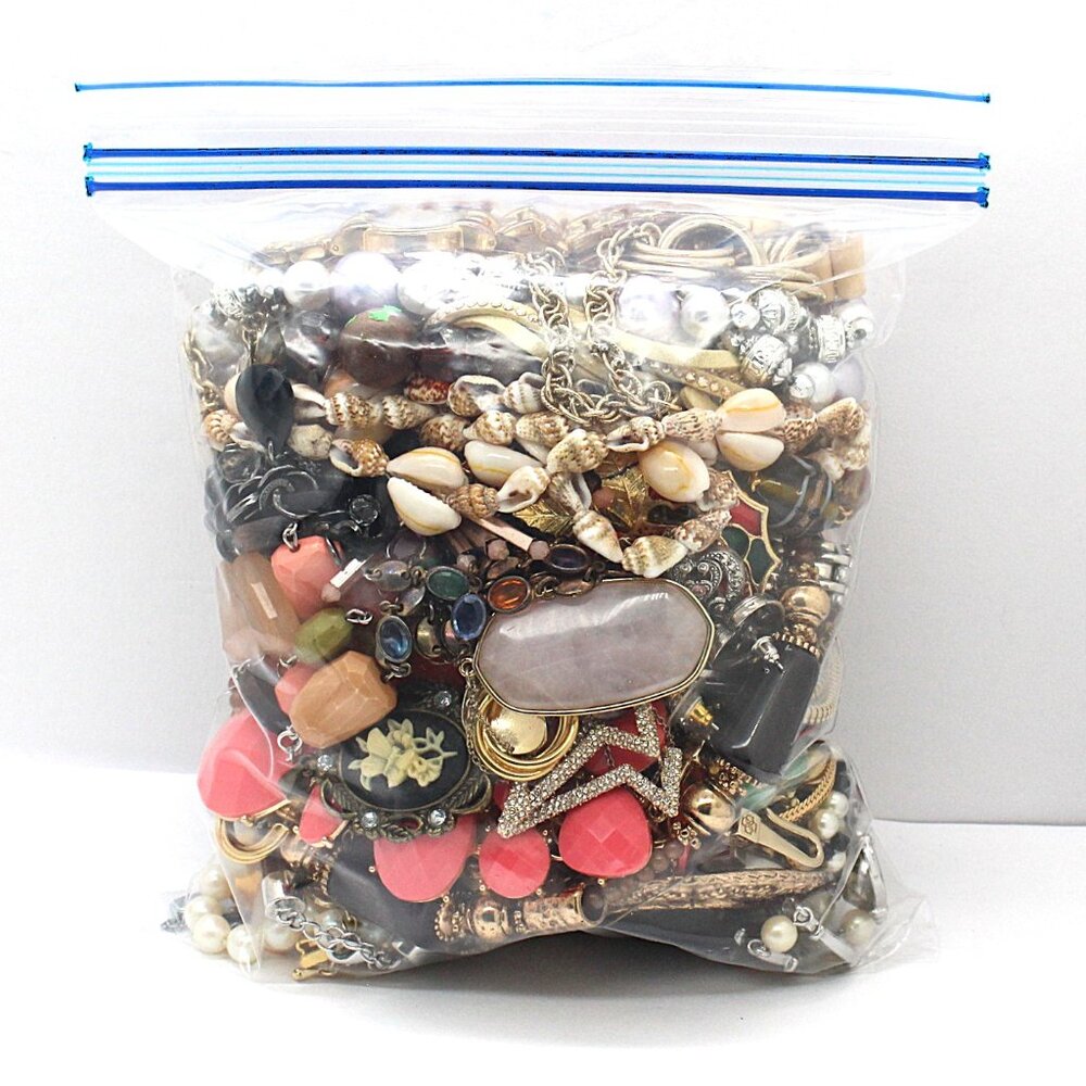 Vintage Wearable Jewelry Lot